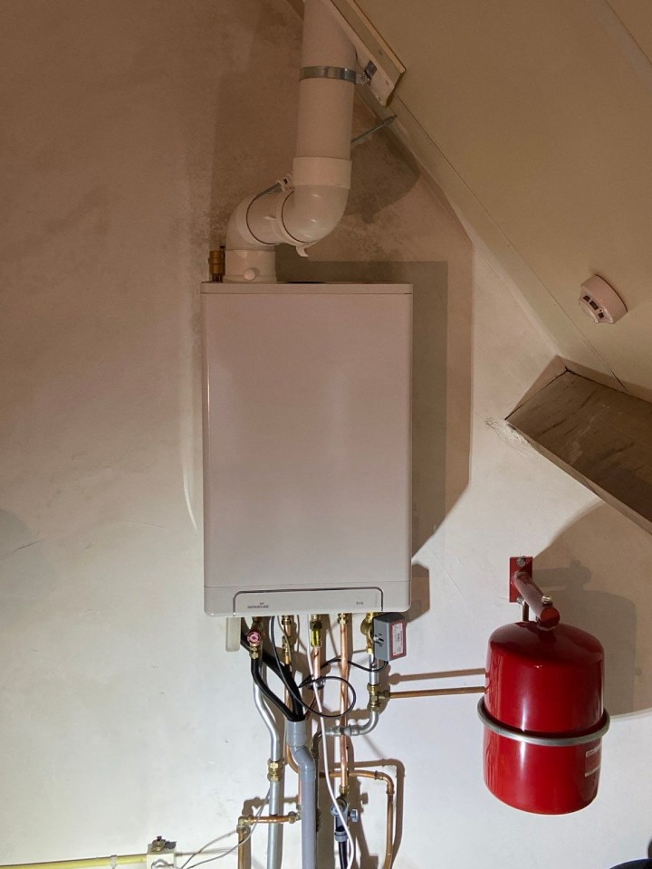 Intergas HR cv-ketel met expansievat en leidingwerk - gunstig voor het energielabel